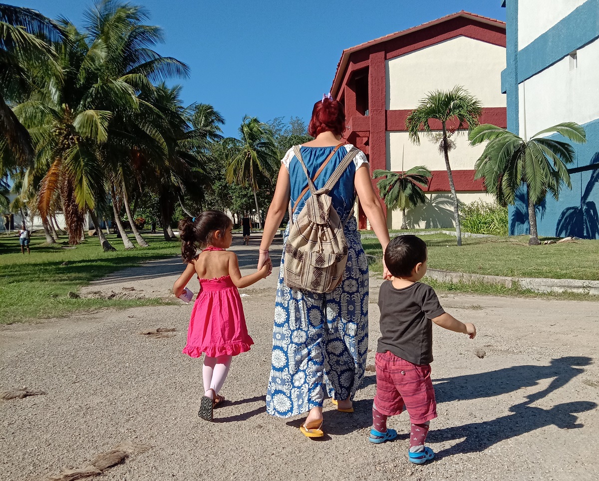Mamá con niños Como madre, crear recuerdos como los que una vez
disfrutamos no tiene precio.