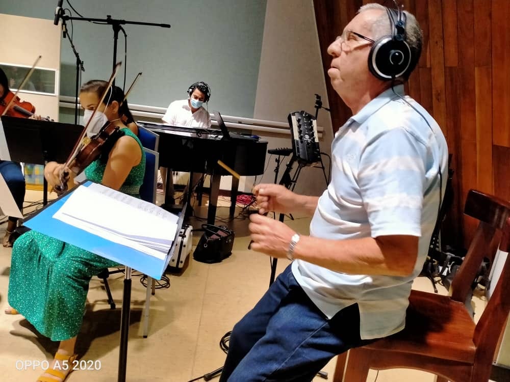 Grabación de Clásicos entre puentes Grabación de Clásicos entre puentes