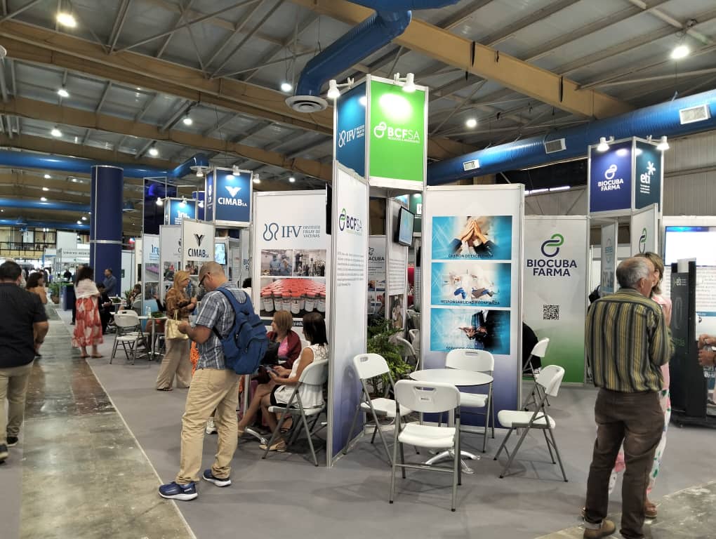 Una feria comercial para pese al bloqueo ofrecer Salud para todos