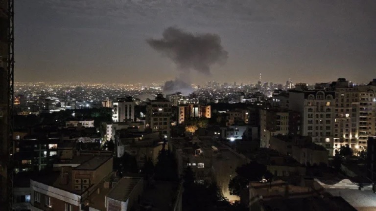 Ataques del régimen sionista de Israel contra Irán dejaron múltiples explosiones en Teherán