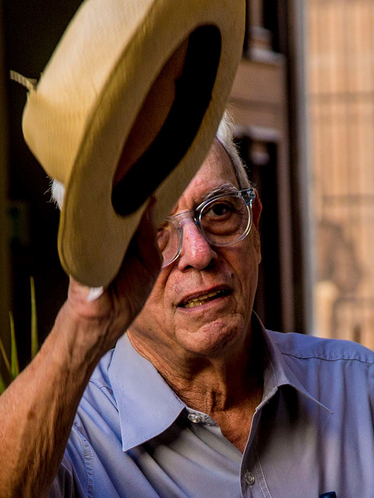 En Imágenes Eusebio Leal y su novia eterna: La Habana 