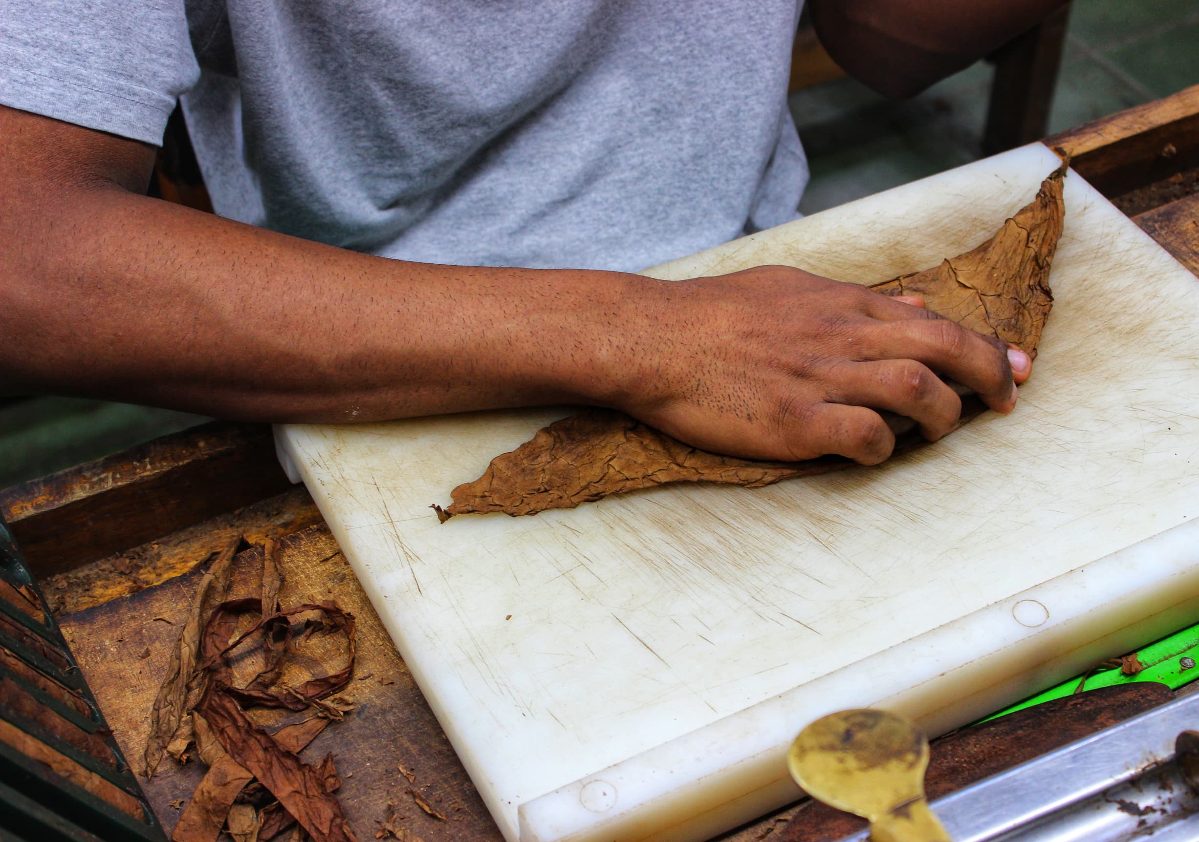 Astros que se deshacen como volutas de humo