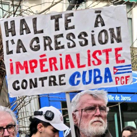 Dirigentes y parlamentarios de Francia manifiestan solidaridad con Cuba. Foto: Prensa Latina