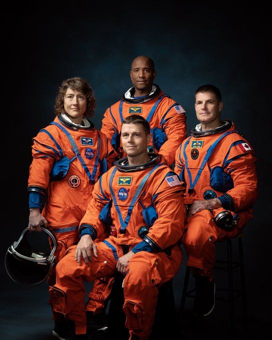 Miembros de la tripulación de la misión Artemis II 
