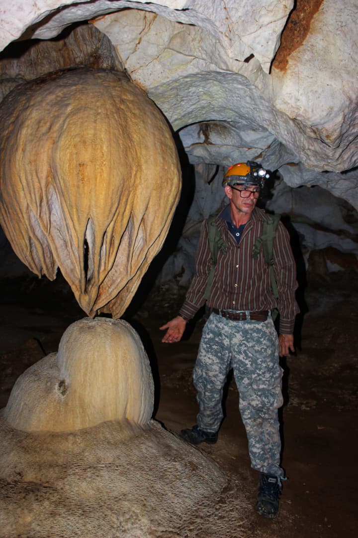 Los Mogotes de Jumagua: un mundo bajo la piedra (+Fotos) 	