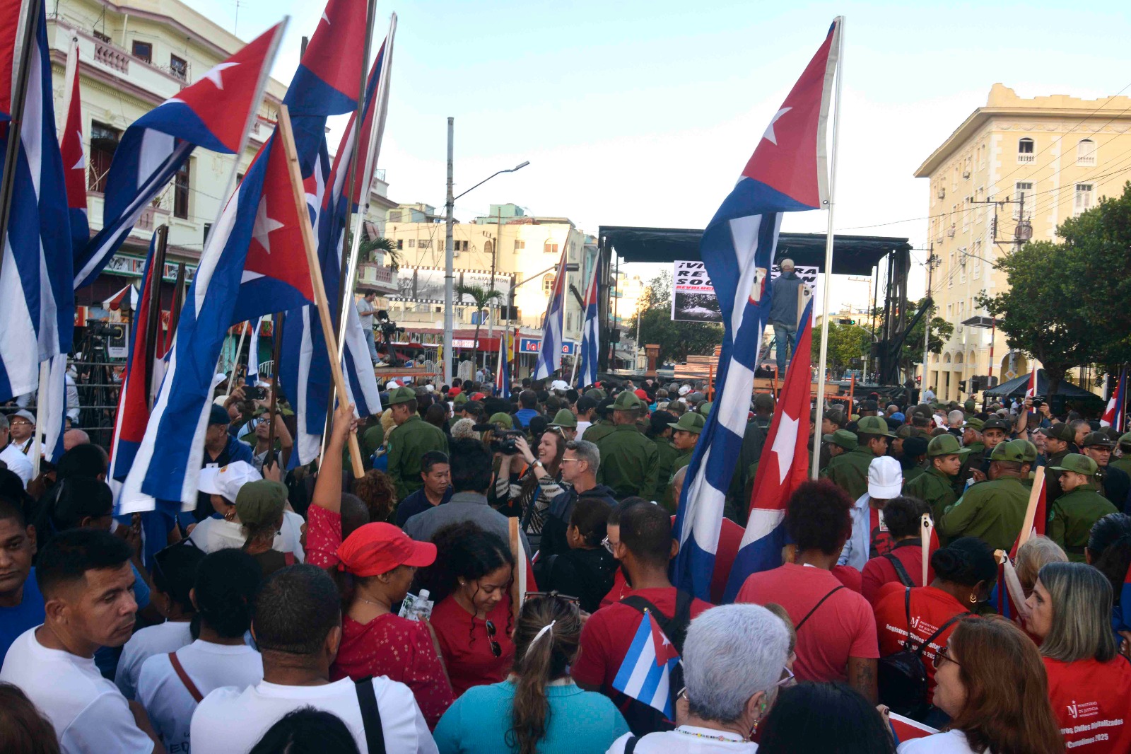 Aniversario 65 de la Proclamación del Carácter Socialista de la Revolución Cubana