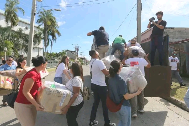 Convoy en Universidad de Ciencias Médicas de Santiago de Cuba